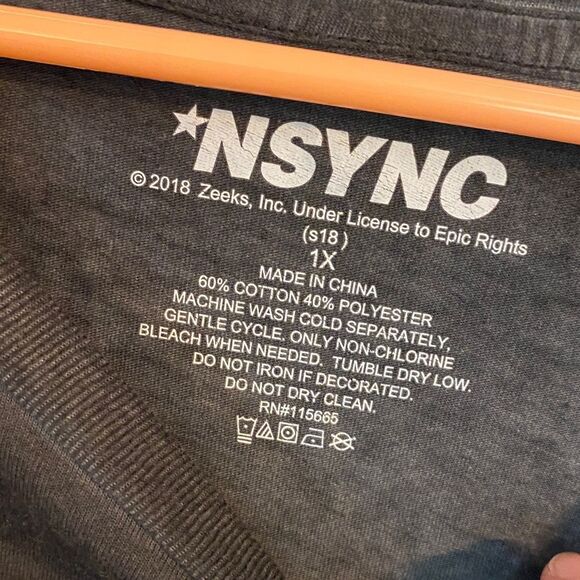 NSYNC Graphic T-Shirt 1X - Picture 2 of 5